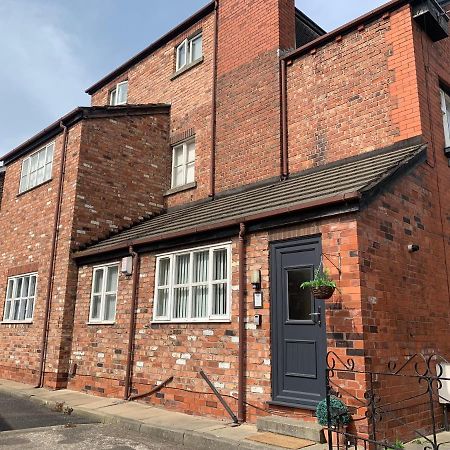 Be My Guest Liverpool - Ground Floor Apartment With Parking Екстериор снимка